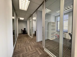 125 sqm Office to Let in Sandton