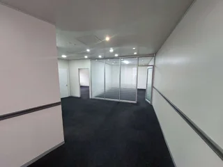 131 sqm Office to Let in Bedfordview