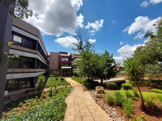 561 sqm Office to Let in Bedfordview