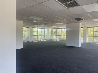 642 sqm Office To Let in Fourways