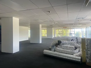 642 sqm Office To Let in Fourways