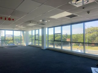 642 sqm Office To Let in Fourways