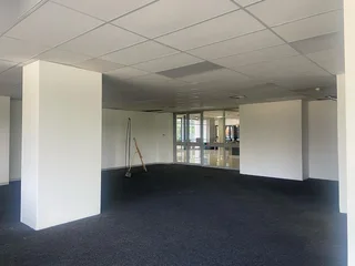 642 sqm Office To Let in Fourways