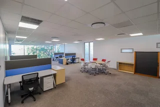 238 sqm Office to Let in Illovo
