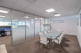 238 sqm Office to Let in Illovo