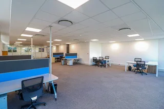 238 sqm Office to Let in Illovo