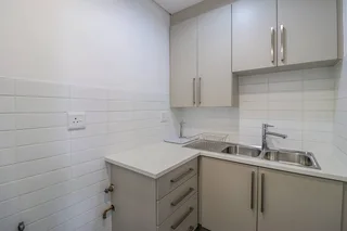 238 sqm Office to Let in Illovo