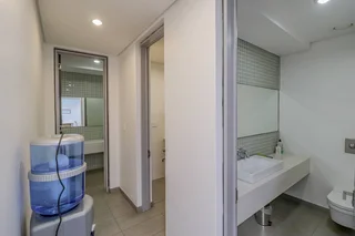 238 sqm Office to Let in Illovo