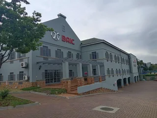 2169m² Warehouse to let Linbro park