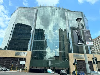 812 sqm Office to Let in Sandton