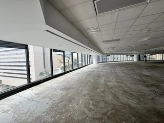 812 sqm Office to Let in Sandton