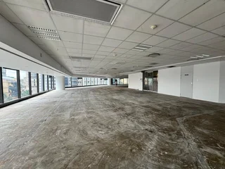 812 sqm Office to Let in Sandton