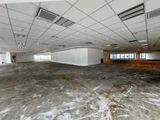 812 sqm Office to Let in Sandton