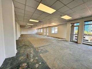 1210 sqm Office to Let in Sandton