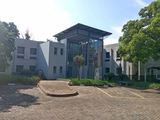 180m² Office to rent Rivonia