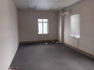 2169m² Warehouse to let Linbro park