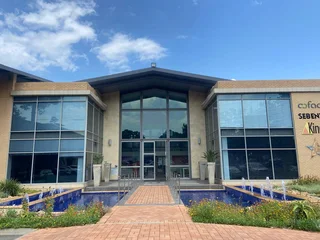 478 sqm Office To Let in Bryanston