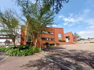 178 sqm Office to Let pa Bedfordview