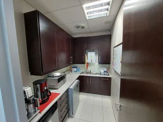 665 sqm office to Let in Bedfordview