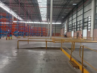 Warehouse To Rent, Linbro