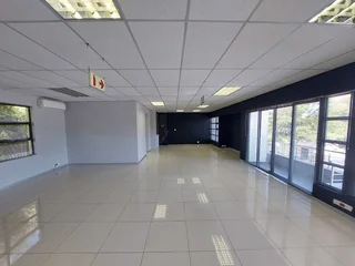 120 sqm Office to Let in Bedfordview