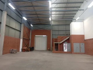 401m² Warehouse to rent Longlake