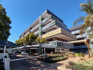 162 sqm Office to Let in Bedfordview