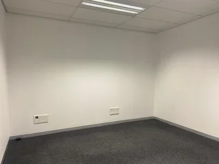 505 sqm Office To Let in Bryanston