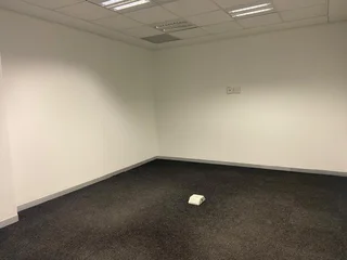 505 sqm Office To Let in Bryanston