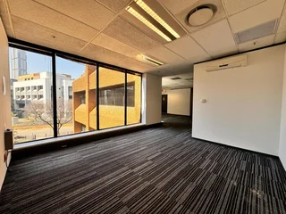 332 sqm Office to Let in Sandton