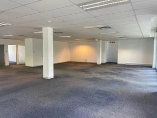 505 sqm Office To Let in Bryanston