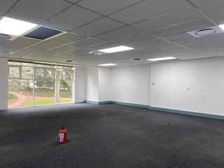 129 sqm Office To Let in Bryanston