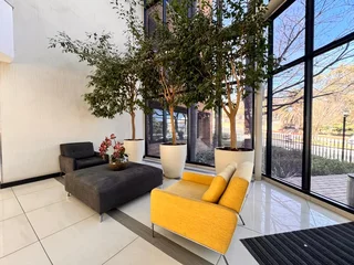 332 sqm Office to Let in Sandton