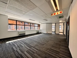 332 sqm Office to Let in Sandton