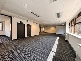 332 sqm Office to Let in Sandton