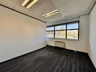 332 sqm Office to Let in Sandton
