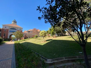 438 sqm Office To Let in Bryanston