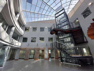 1173 sqm office to Let in Bedfordview