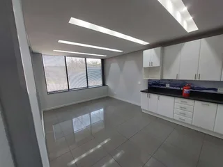 1173 sqm office to Let in Bedfordview