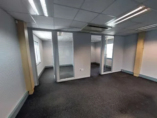 1173 sqm office to Let in Bedfordview