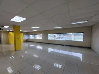 334 sqm Office to Let in Bedfordview