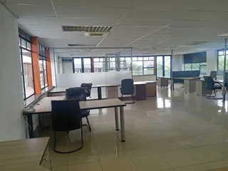 313m² Office to rent Rivonia