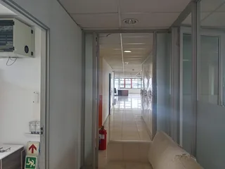 313m² Office to rent Rivonia