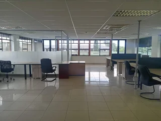 313m² Office to rent Rivonia