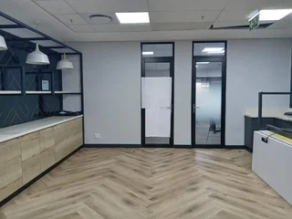 301m² Office to rent, Rivonia