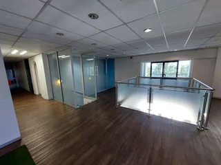 933 sqm Office to Let in Bedfordview