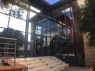 156 sqm Office to Let in Bedfordview