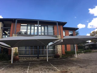 156 sqm Office to Let in Bedfordview