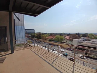 876 sqm Office to Let in Rosebank