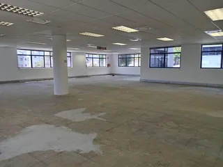 319m² Office to rent Sunninghill